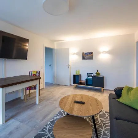 Apartment Moderne Ferienwohnung In Esslingen